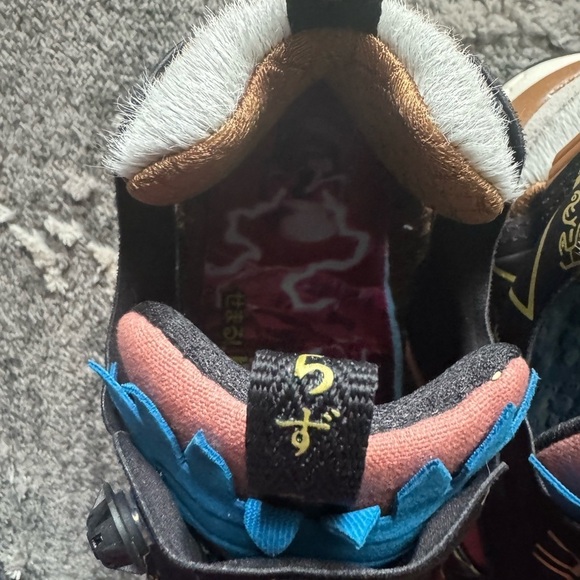 Reebok x Power Rangers Instapump Fury 94 Black Ruscly Gold Size 7 - Picture 8 of 16